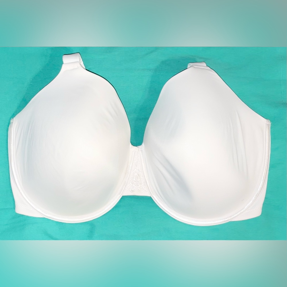 Vanity fair underwire bra. Size 40G. White